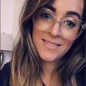 Meet your Posher, Isamary